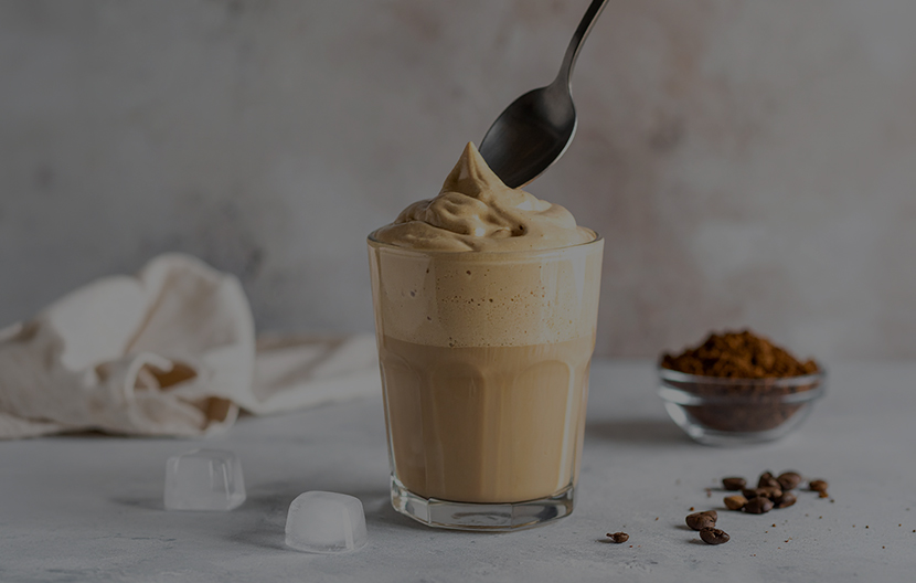 Spumone al caffè: la ricetta veloce con 3 ingredienti e senza panna